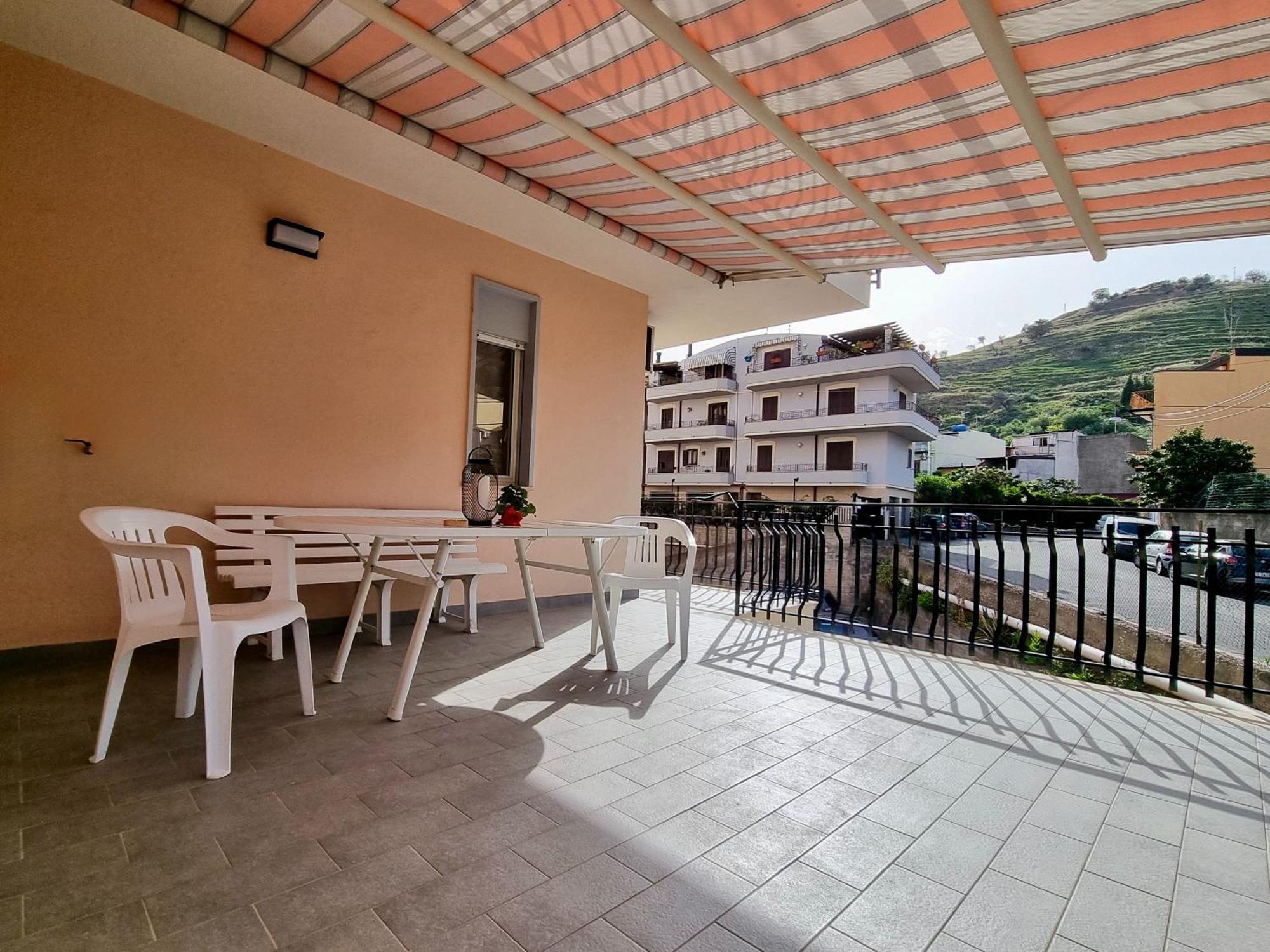 Griseo - Sicily Vista Apartment Calatabiano Ngoại thất bức ảnh